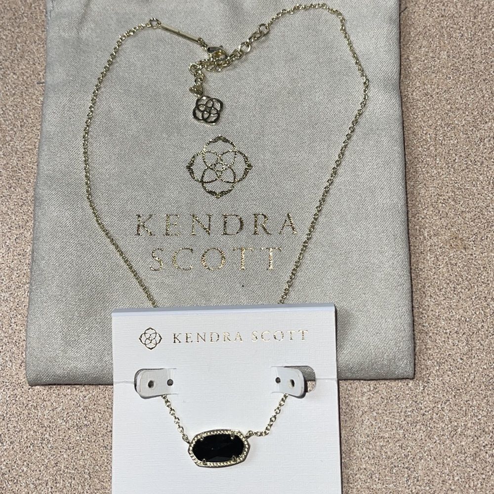 KENDRA Scott Elisa Pendant Necklace Black Stone Gold Necklace - Picture 8 of 9
